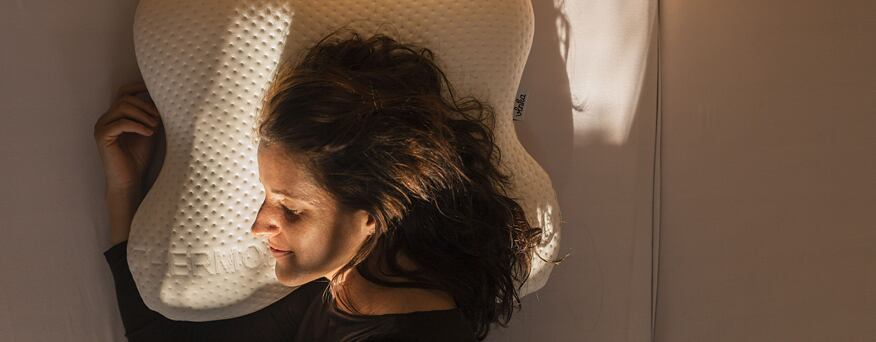 Anatomical and orthopaedic pillows