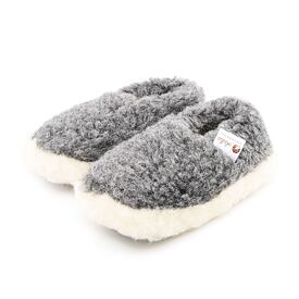 detske_tv_backory_z_ovci_vlny_seda_vlnka_oveckarna_01