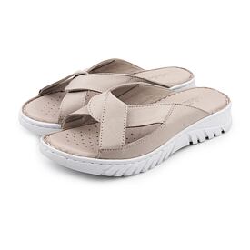 Women's leather slip-on shoes Klaudia beige