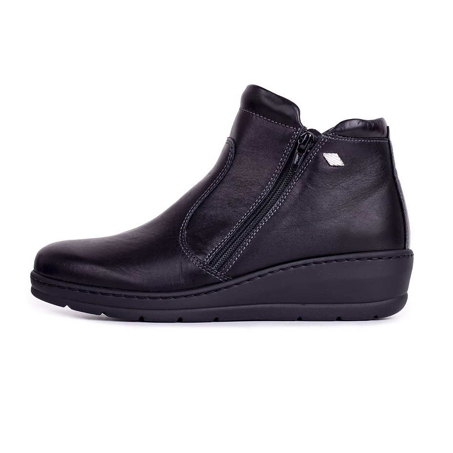 Women's Marcela Leather Zip-up Ankle Boots Black