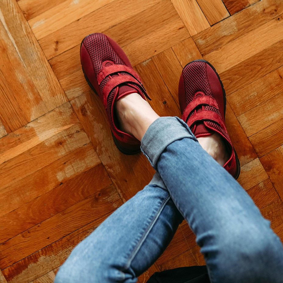 Women's breathable velcro sneakers with gel insole -  Red