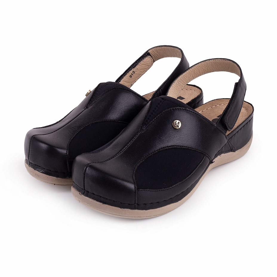 Women's leather sandals for bunions Livia Black