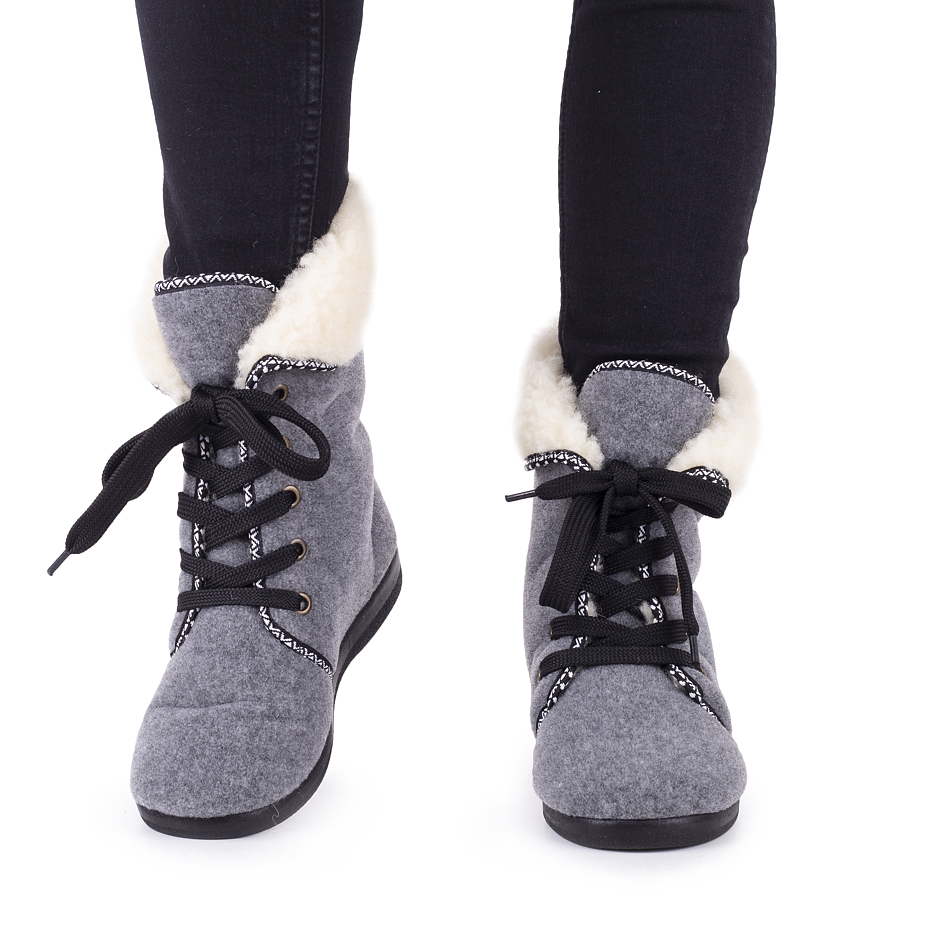 Women's Lace-up Winter Boots with Sheep Wool Grey