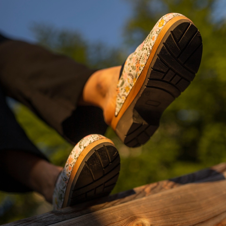 Women's orthopedic clogs with rubber sole Flowers