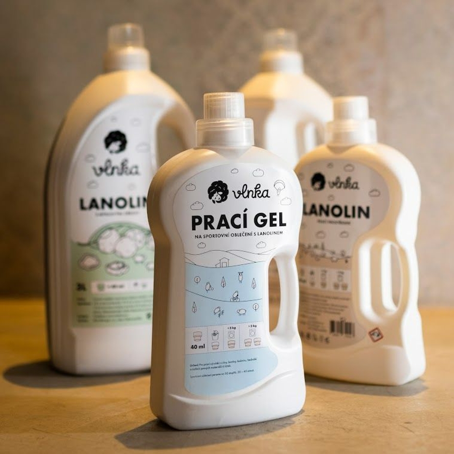 Laundry washing gel with lanolin for sportswear 1L