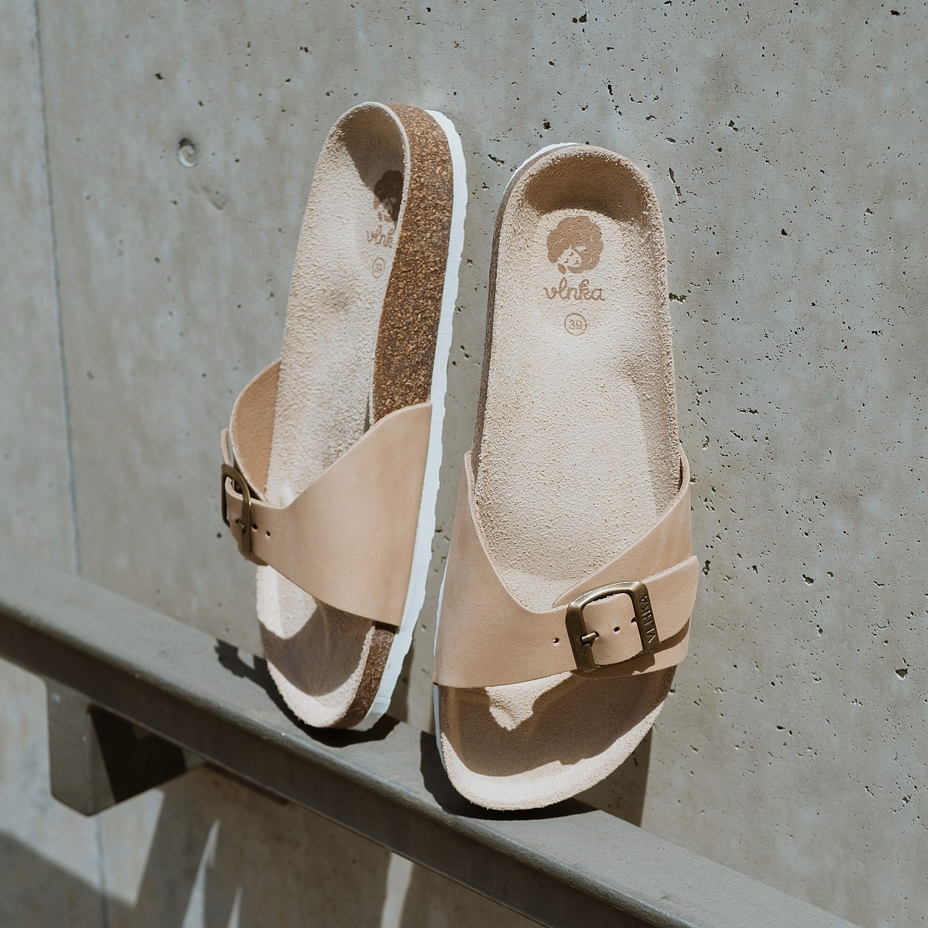 Women's Laura Orthopaedic Cork Sliders Cream model 2024