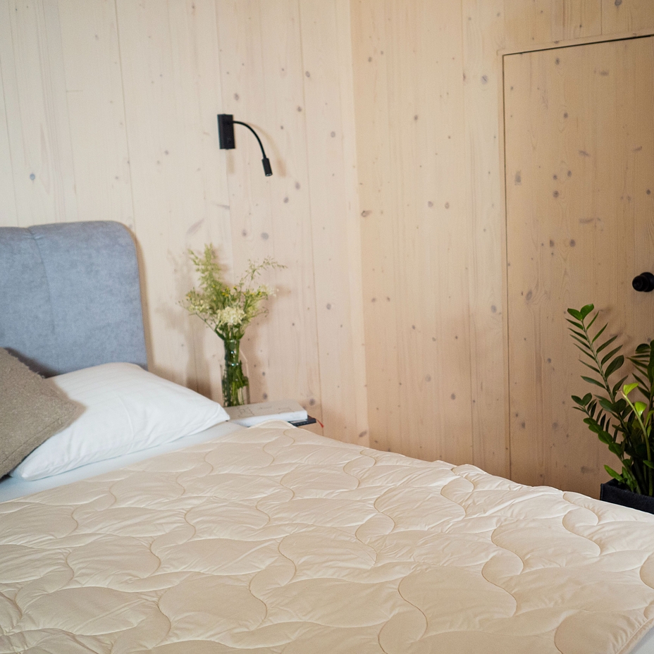 Year-round kapok duvet