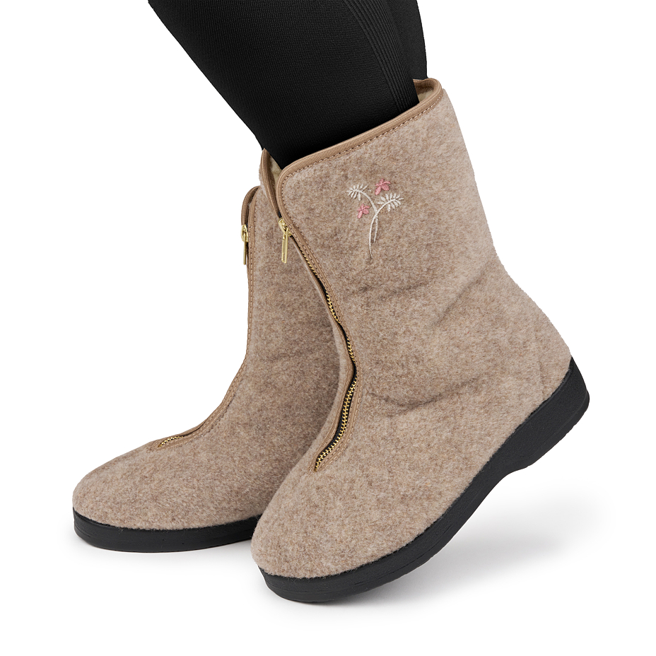Women's sheep wool zip-up boots beige