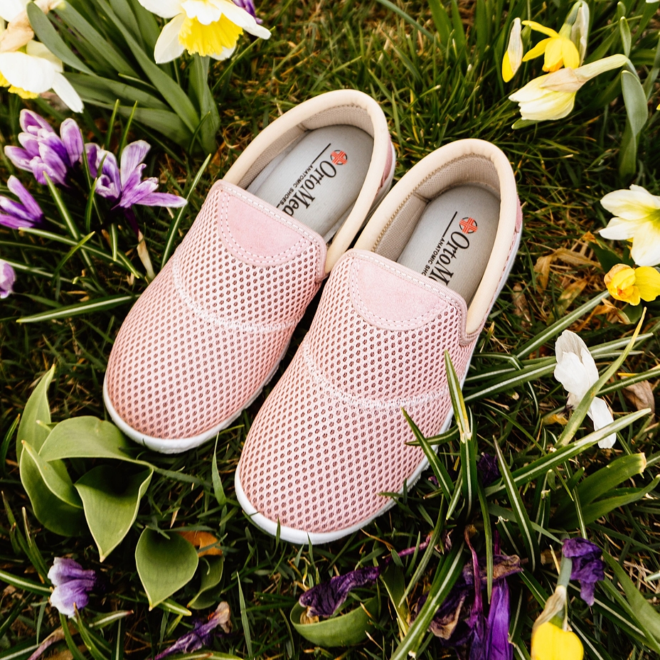 Women's breathable orthopedic sneakers Pink