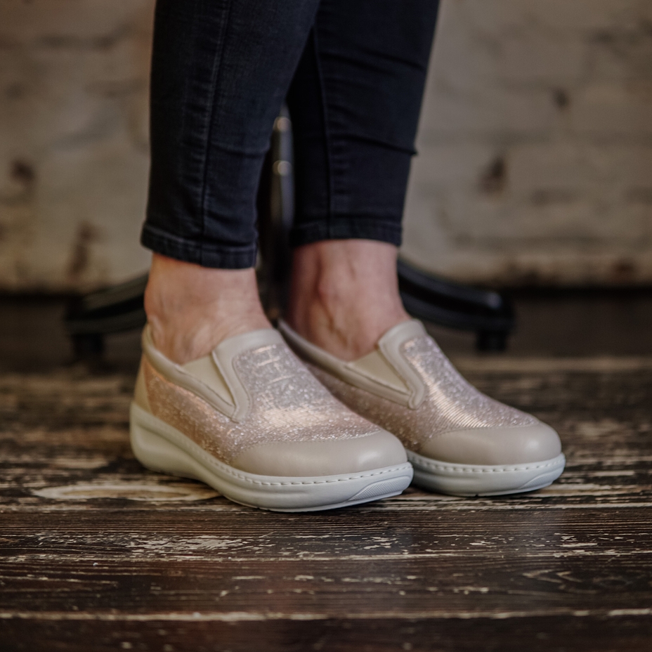 Women's leather ballerina Jolana Beige