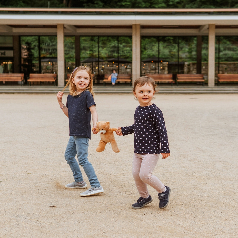 Kids’ barefoot breathable velcro sneakers Beda Grey