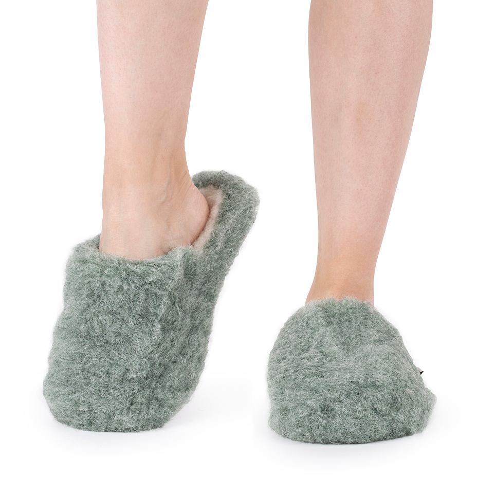 Wool TV slippers Green