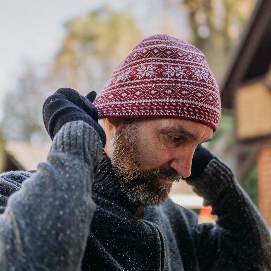 Vlnka Wool Beanie V24  Red