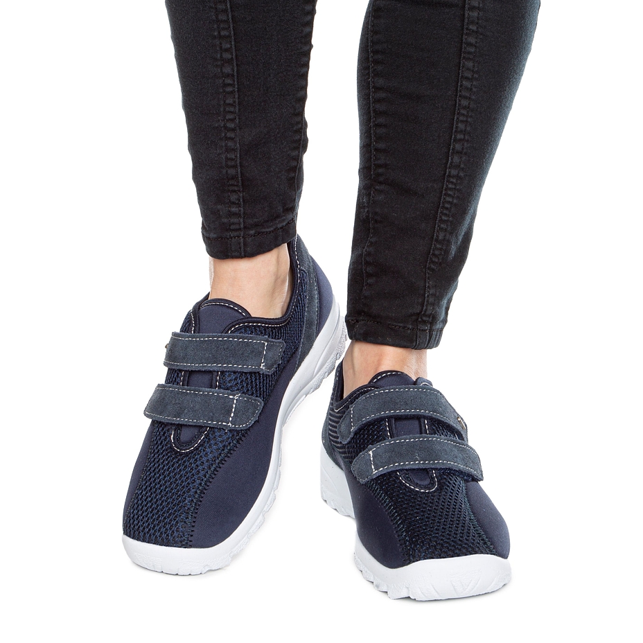 Women's breathable orthopedic sneakers with velcro Blue