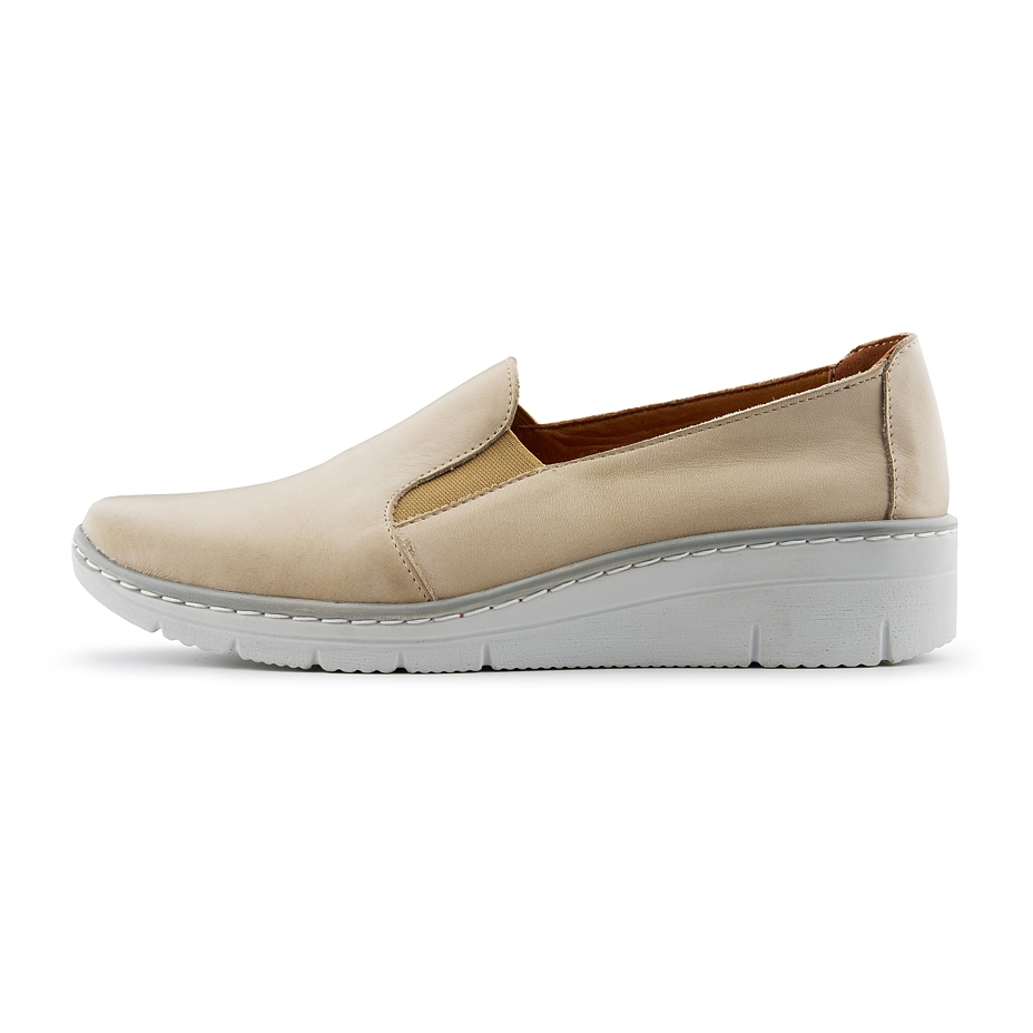 Women’s Andrea Leather Loafers Beige