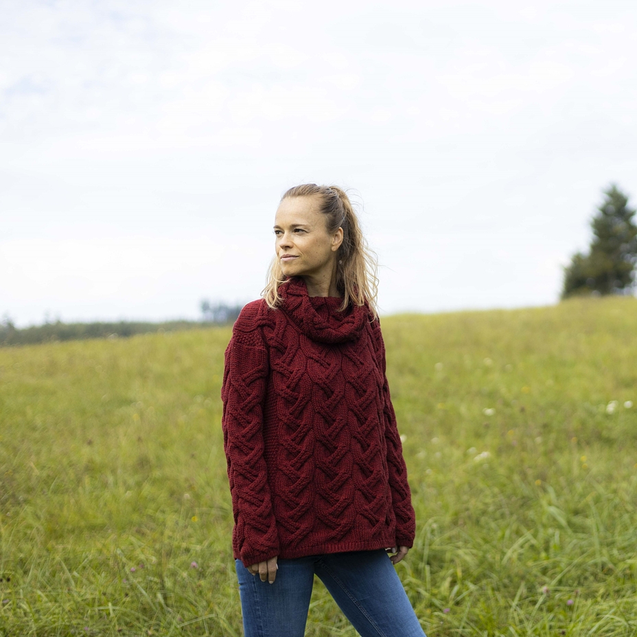 Women’s Vlnka Wool Sweater S03 Red