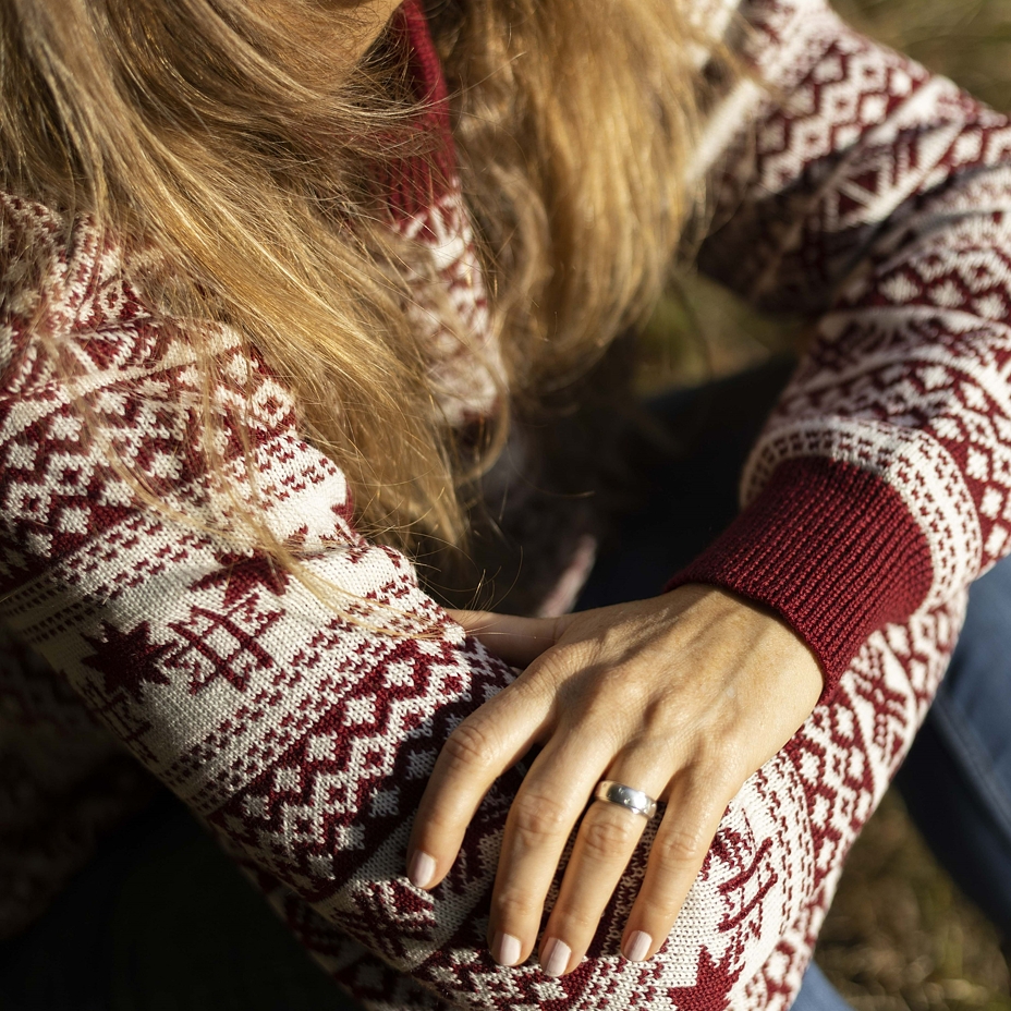 Vlnka Wool Sweater in Nordic Design S20 Red