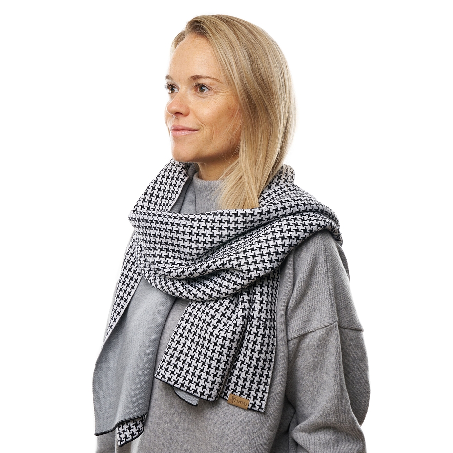Wool Scarf Extrafine Merino Black