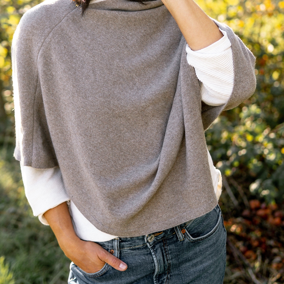 Merino wool poncho with cashmere Lazio brown