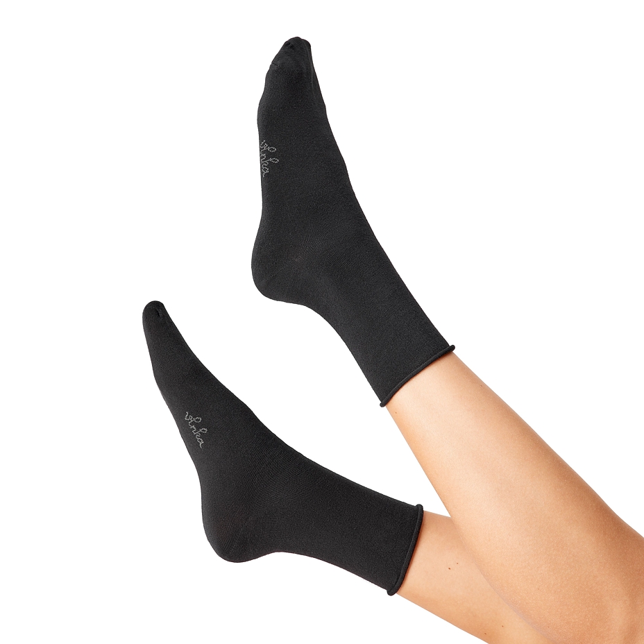 5 pairs of cotton diabetic socks with aloe vera black