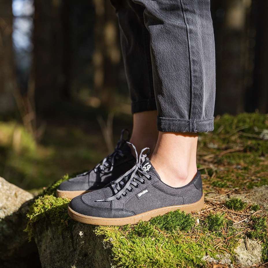 Women’s barefoot textile sneakers Oxy black