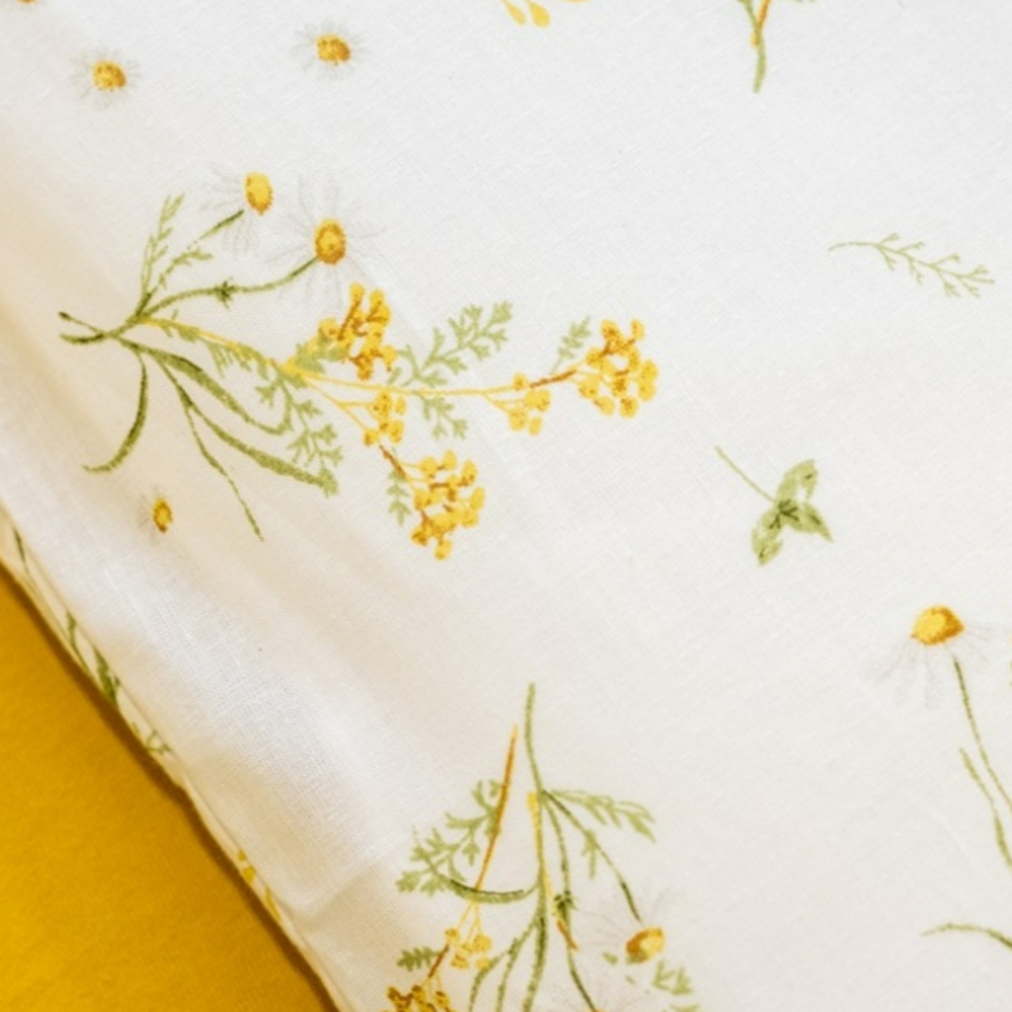 Cotton Bedding Floral Chamomile White