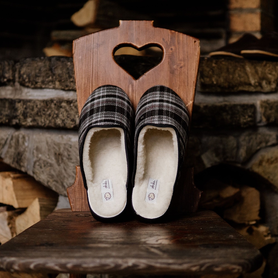 Men's Comfort Slippers with Wool Lining Plaid