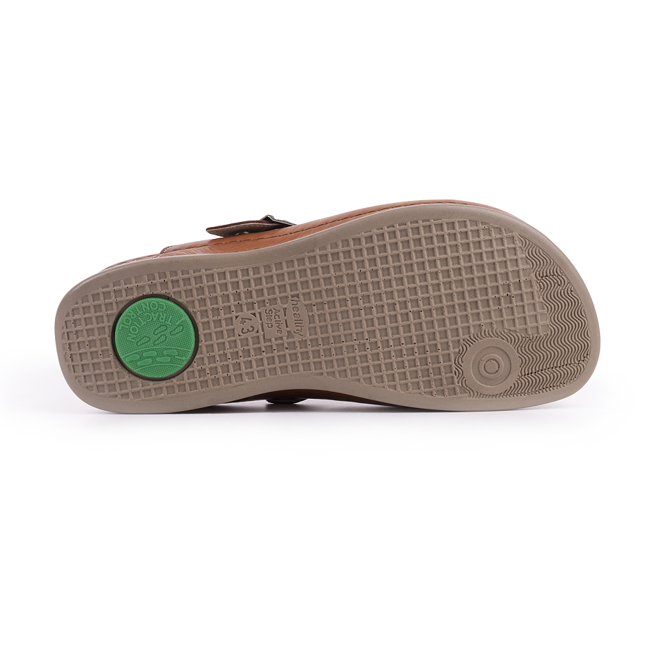 Men's leather slip-ons Leos Brown