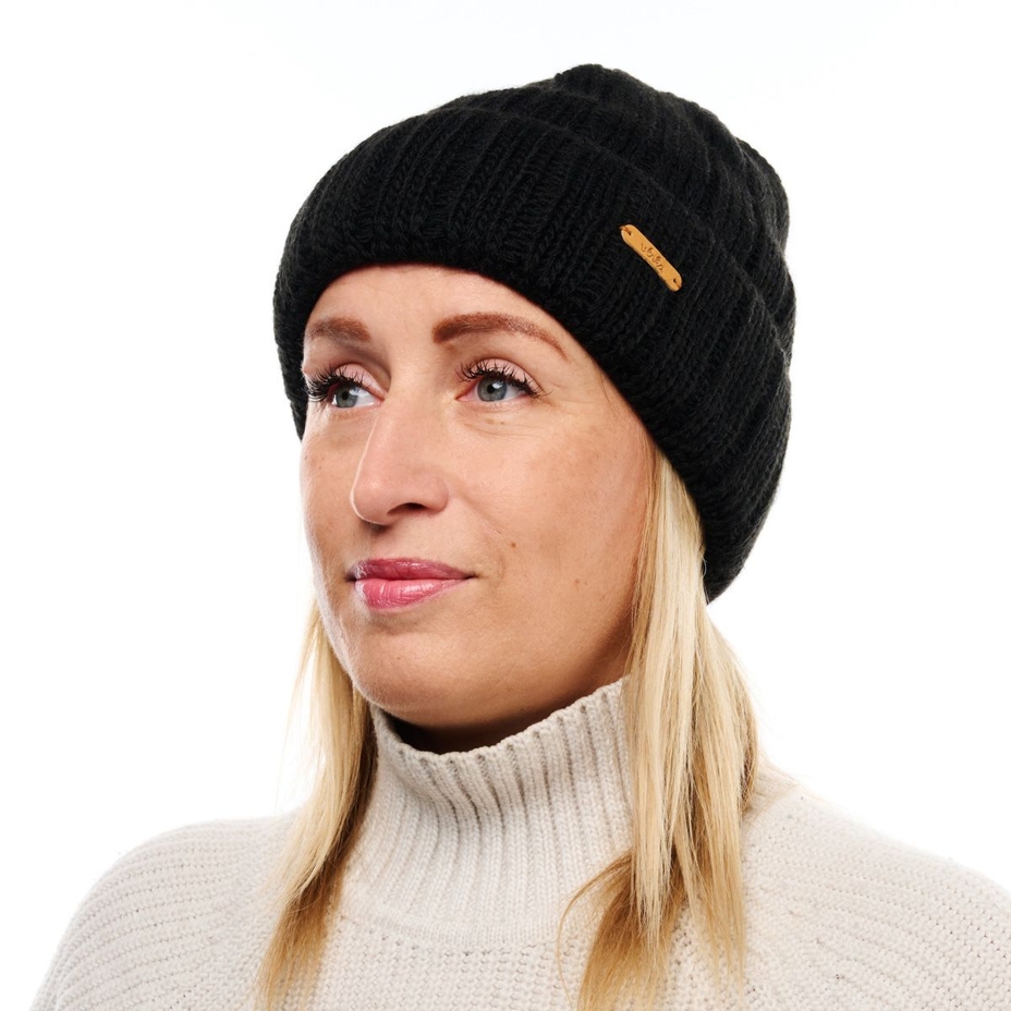 Vlnka Wool Beanie V11 Black
