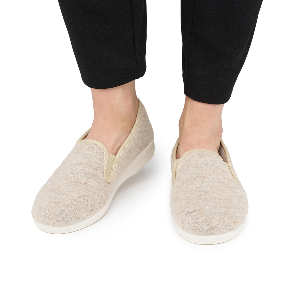 Wool Felt Slippers Beige