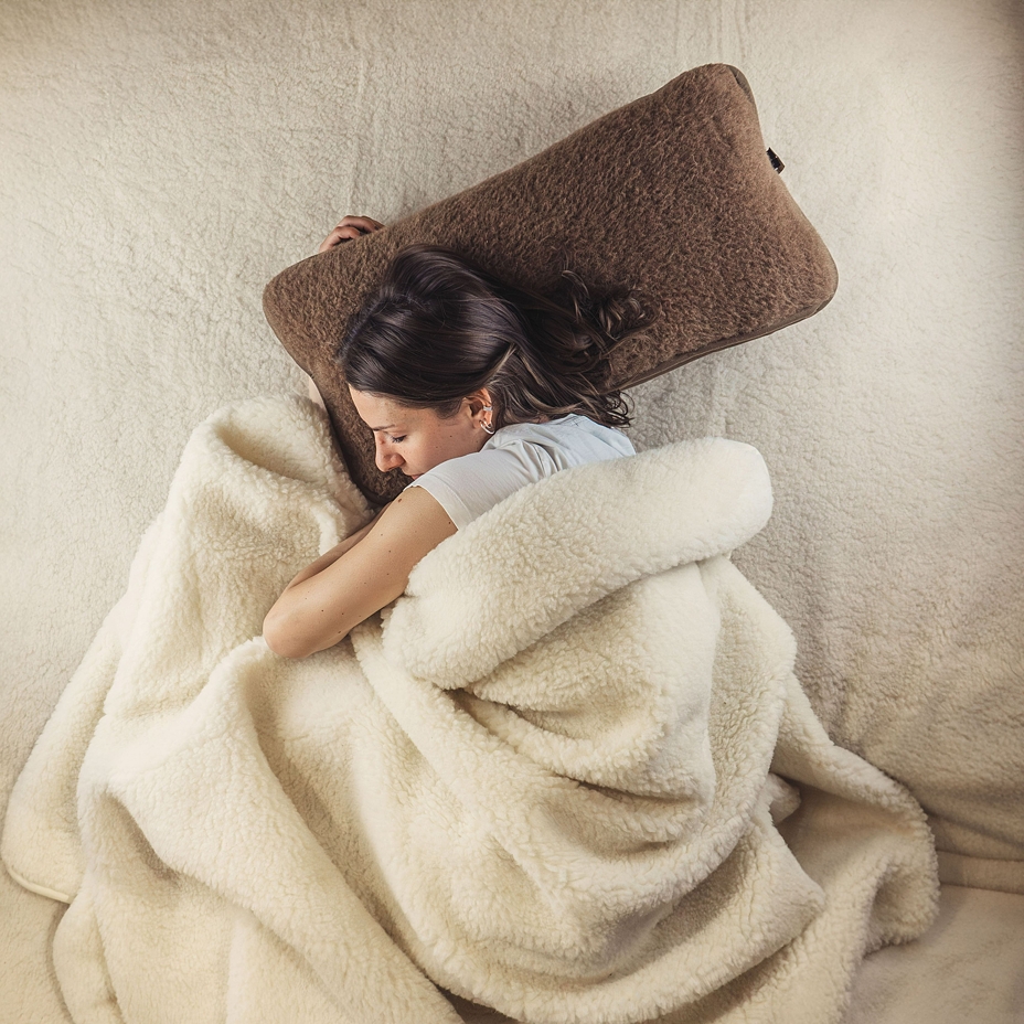 Wool Pillow 40x70 Brown