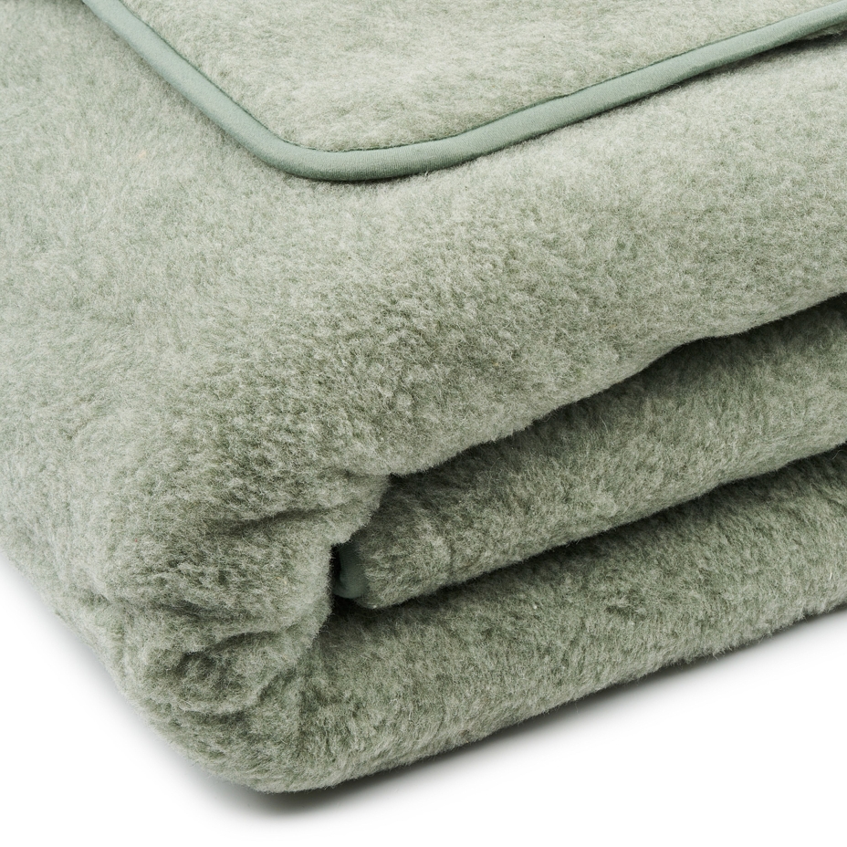 Single Layer Wool Blanket Green