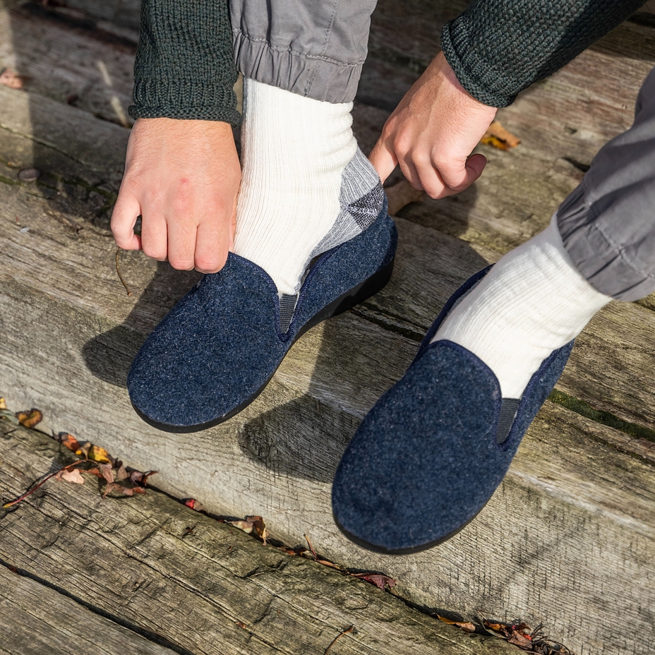Men's Non-Slip Slippers with Wool Lining Blue