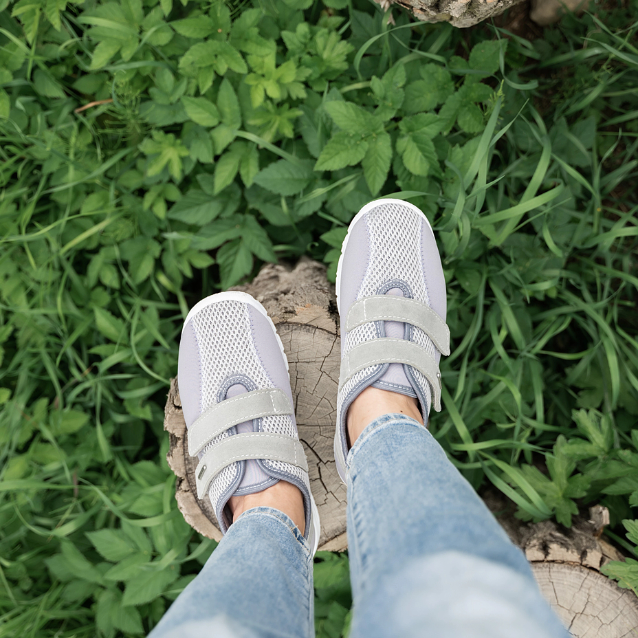 Women's breathable velcro sneakers with gel insole Gray