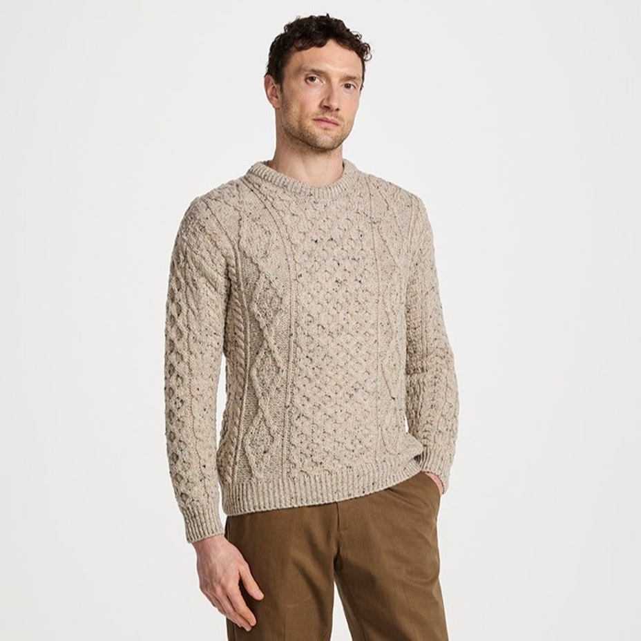 Men's wool sweater with round neckline beige