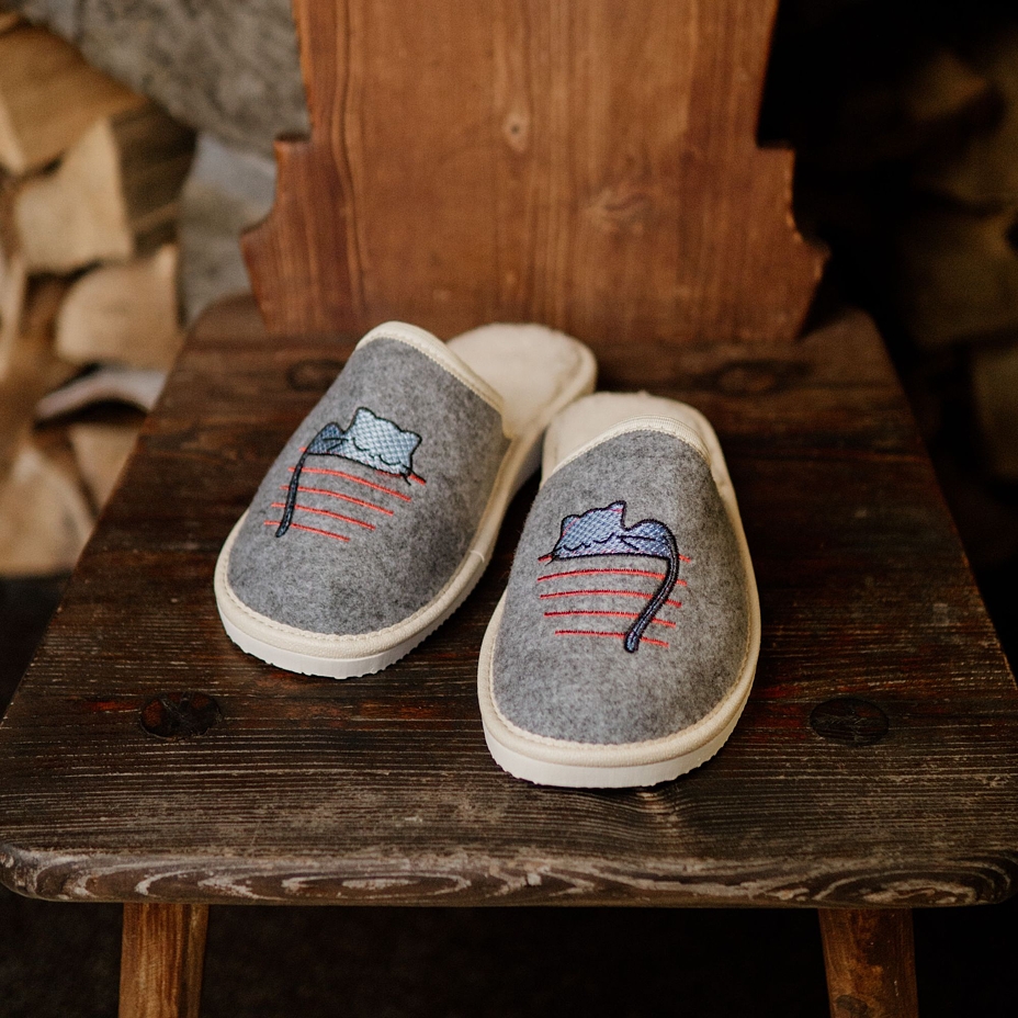 Women's Felt Slippers with Wool Lining Kitty