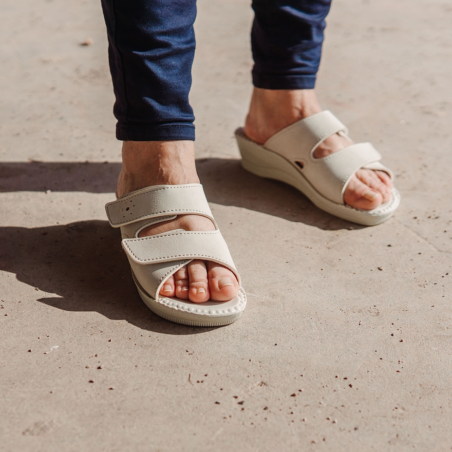 Milena women's gel wedge slides Beige