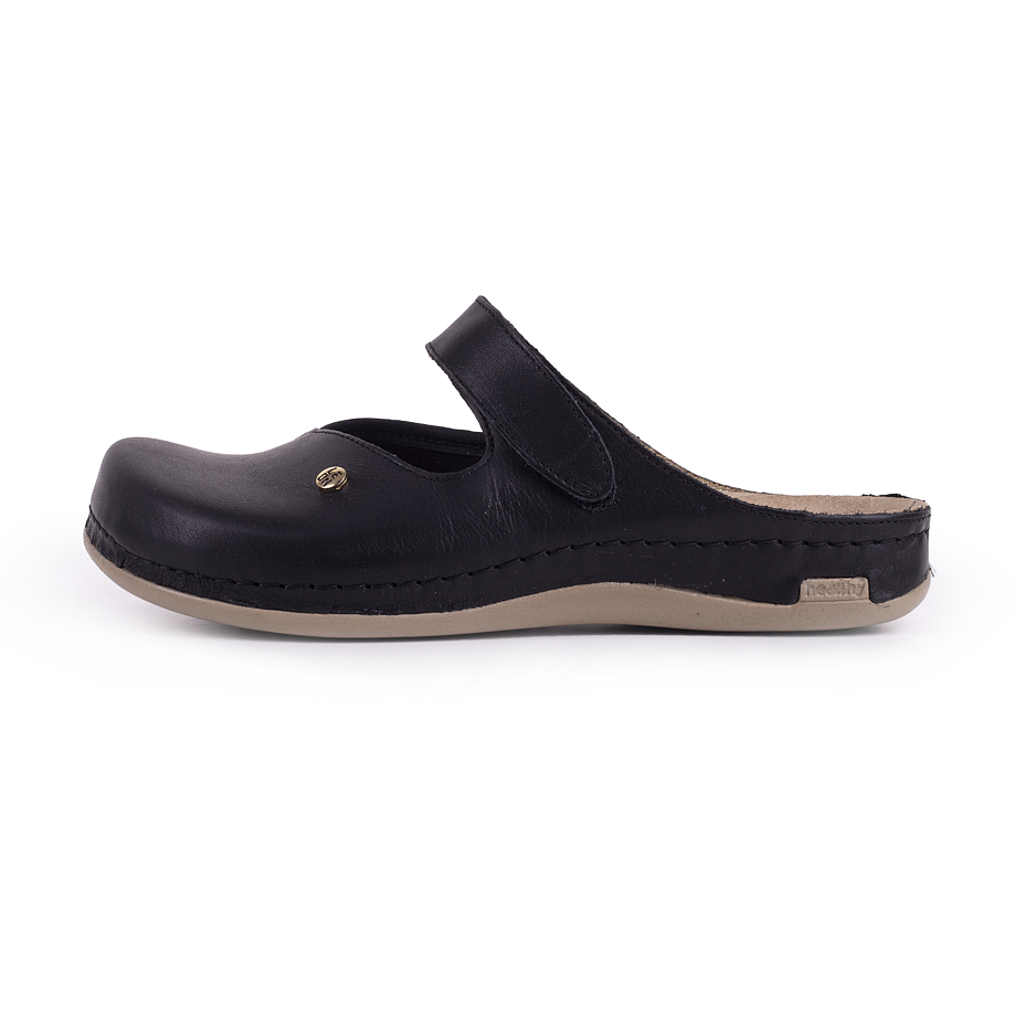 Women's leather slip-ons for bunions Leontyna Black