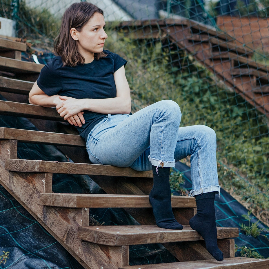 Loose Top Cotton Socks Black