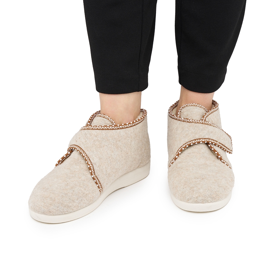 Wool Felt Slipper Boots with Velcro Beige