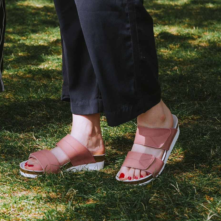 Women’s Saskie Orthopaedic Cork Wedge Sliders Pink