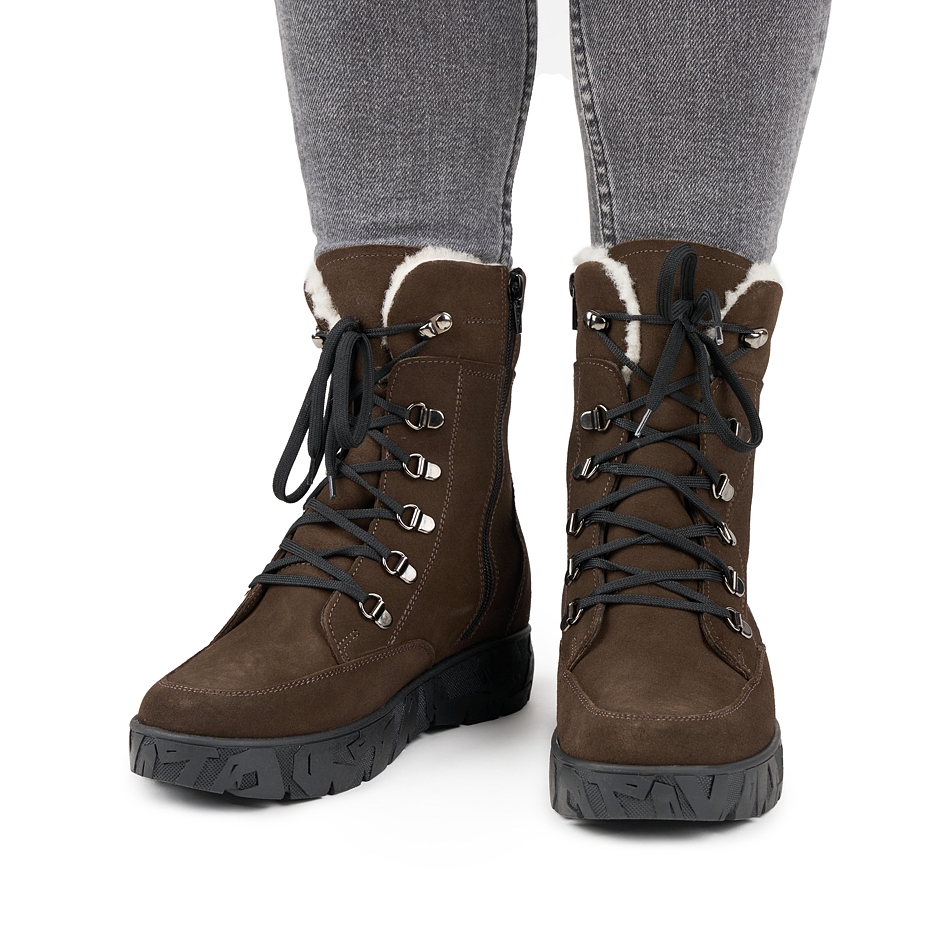 Women's Leather Winter Boots with Sheep Wool Magdalena Brown