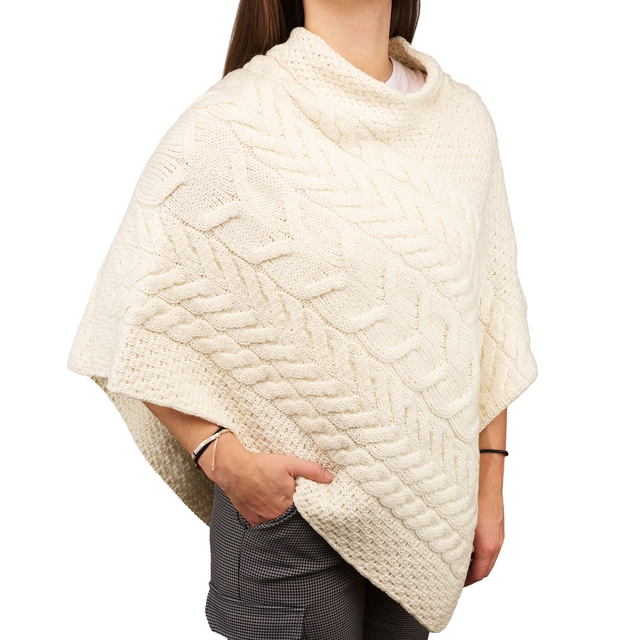 Supersoft Merino wool poncho natural