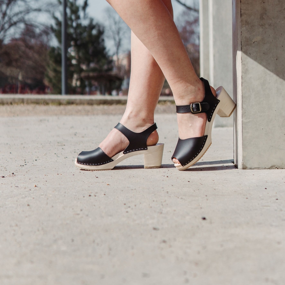 Women's high-heel clogs  Black