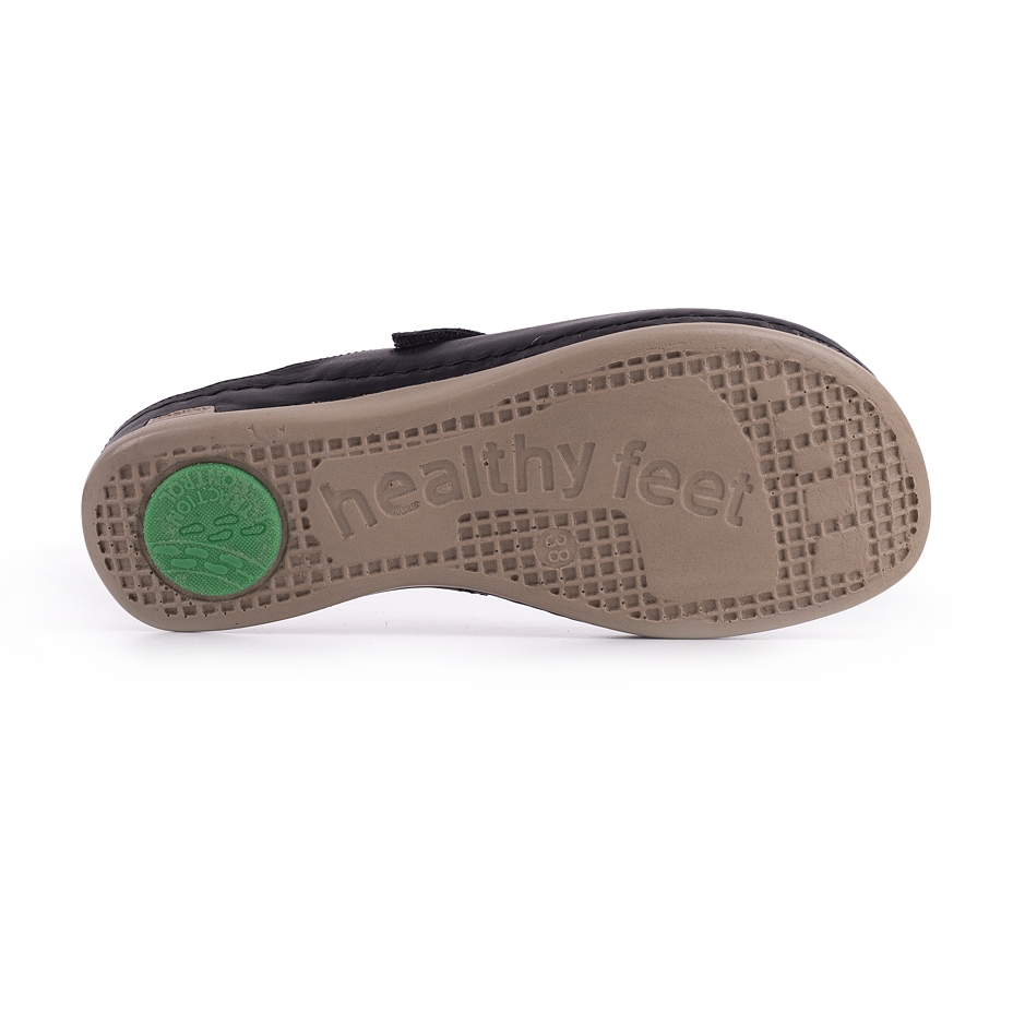 Women's leather slip-ons for bunions Leontyna Black