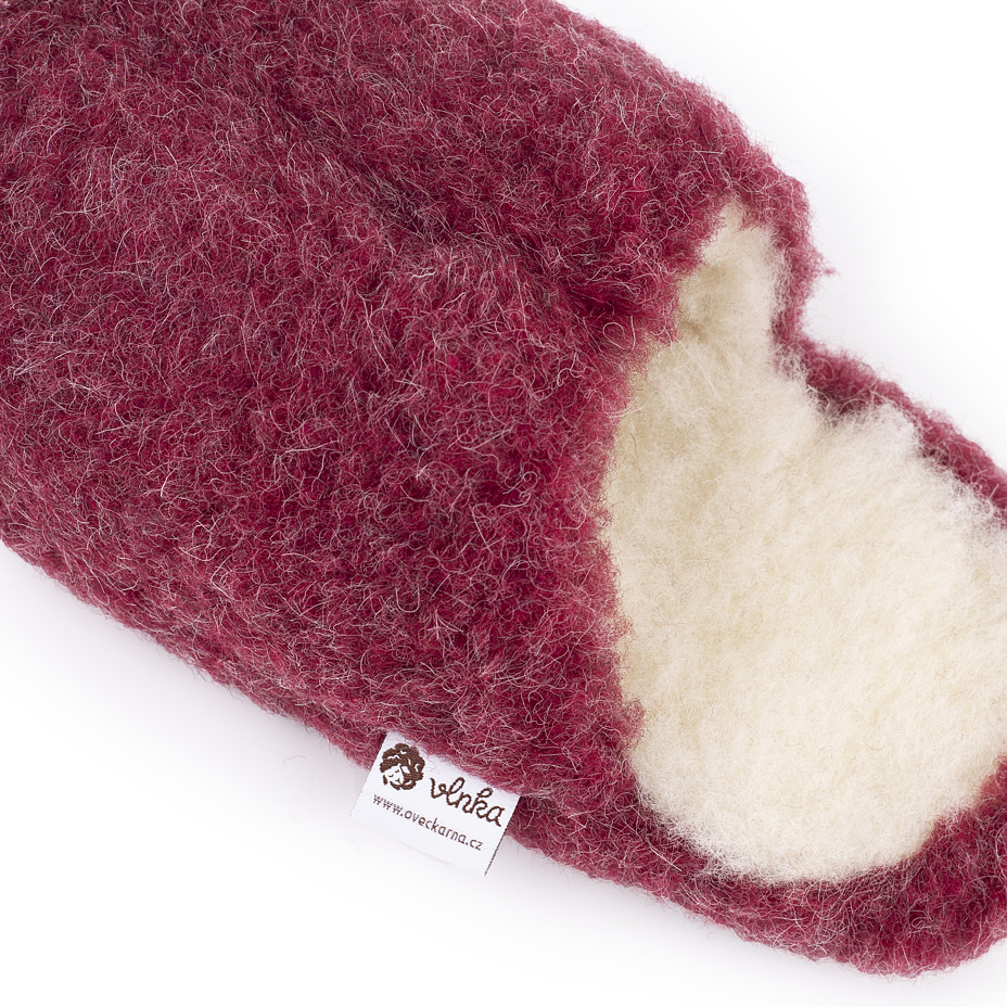 Wool TV slippers Red