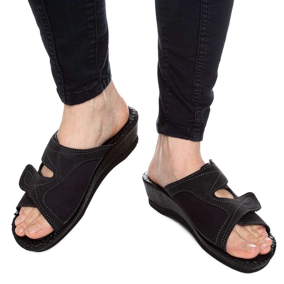 Women's gel insole slippers for bunions Milada Black