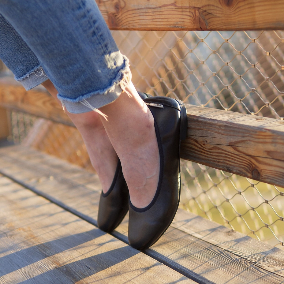Women's orthopaedic leather ballerina flats Vanda black