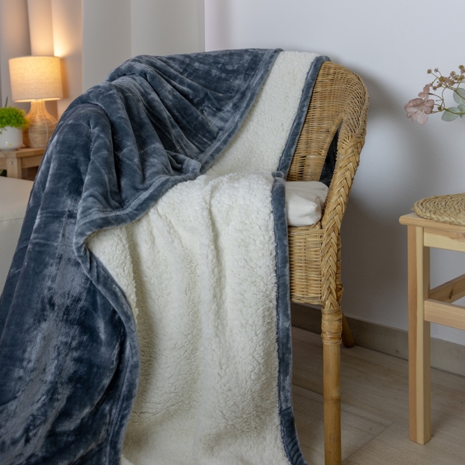 Micro plush blanket light gray