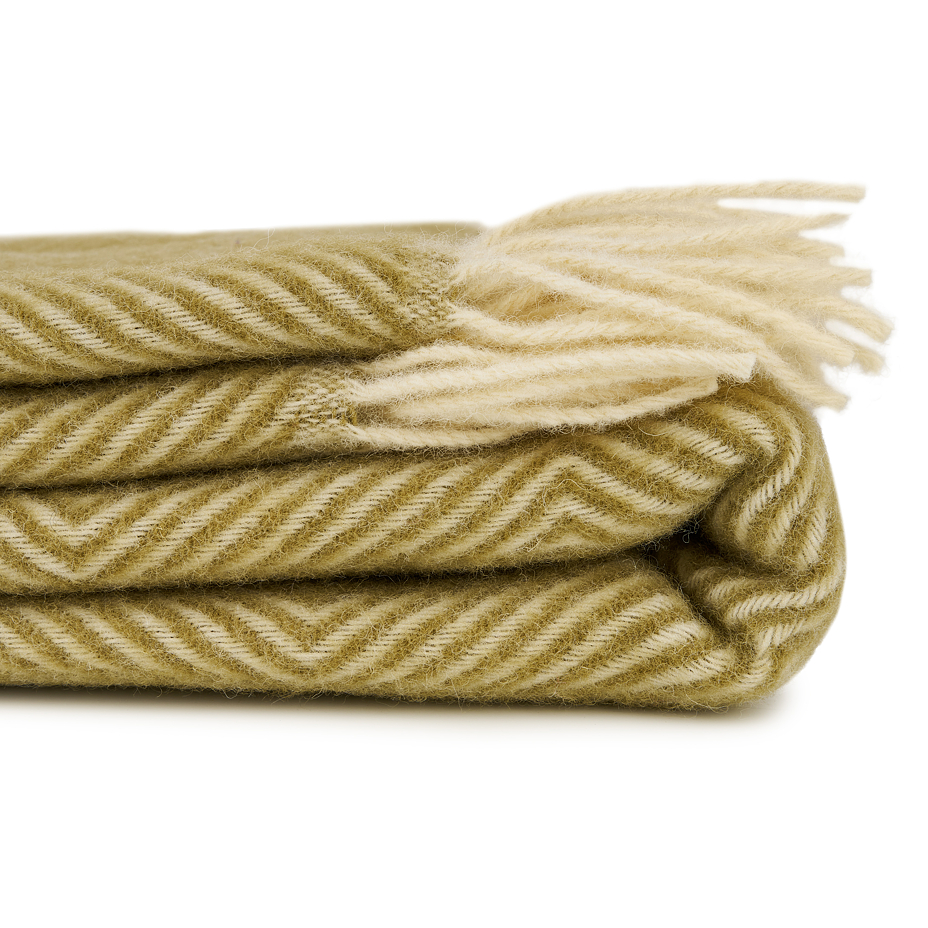 Sheep wool blanket diamond green